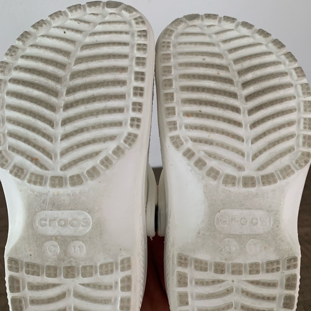 Toddler crocs. Sold without a box. I’m great condition. - Picture 2 of 3
